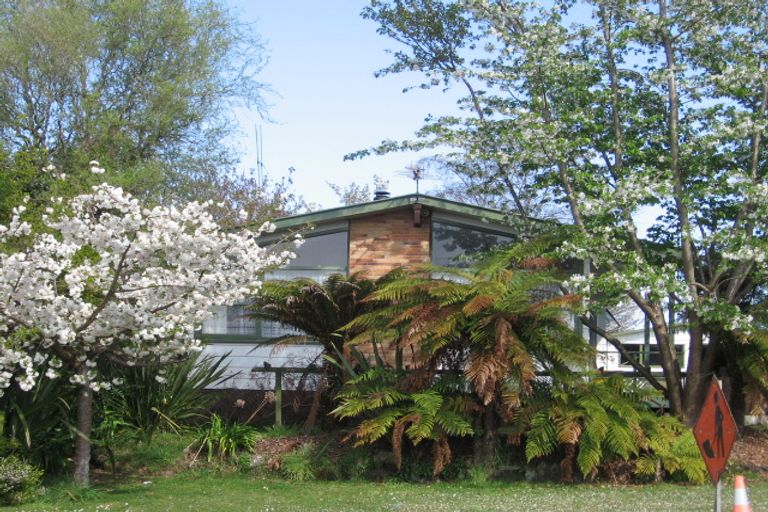 Photo of property in 15 Gem Street, Pukehangi, Rotorua, 3015