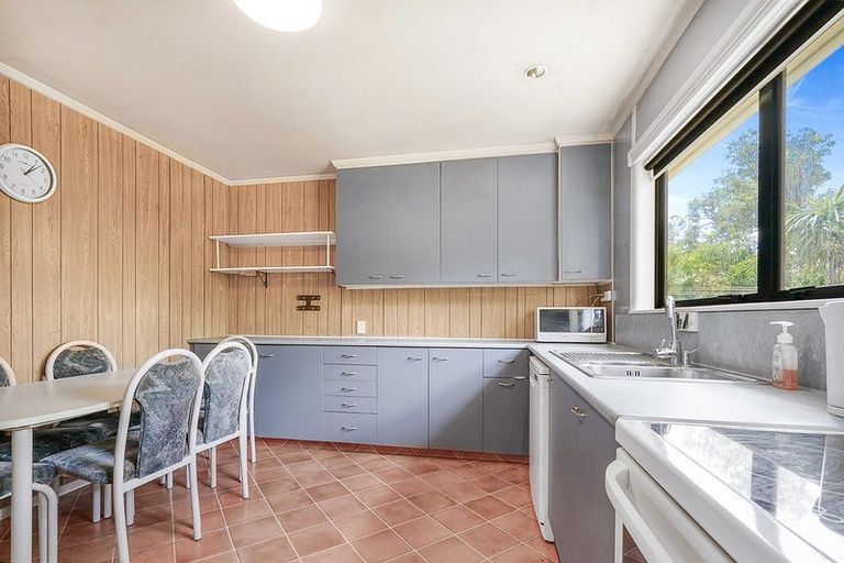 Photo of property in 37 Pollen Crescent, Melville, Hamilton, 3206