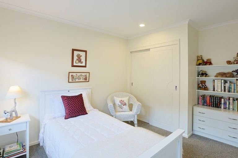 Photo of property in 10 Park Lane, Greenmeadows, Napier, 4112