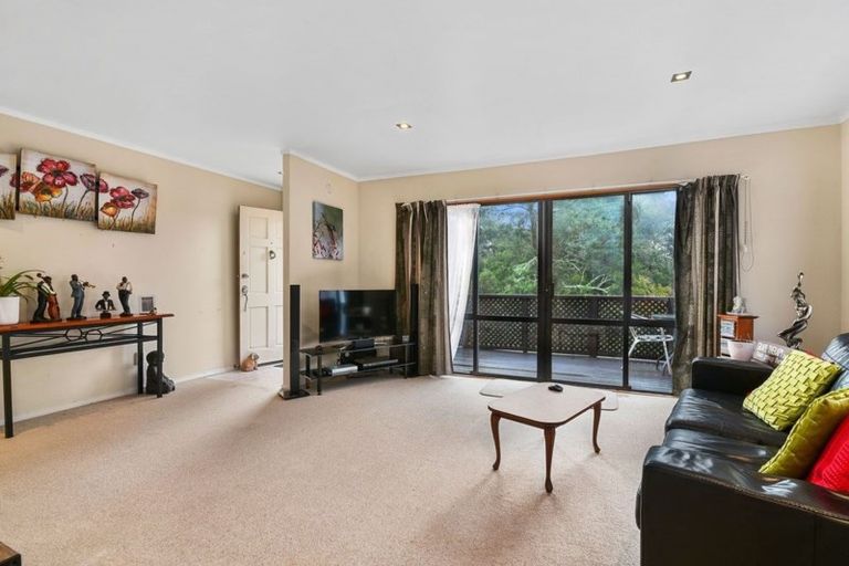 Photo of property in 7a Ramonda Close, Bayview, Auckland, 0629