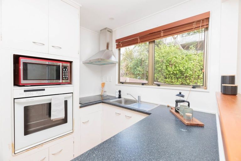 Photo of property in 34 Harbour View Road, Harbour View, Lower Hutt, 5010