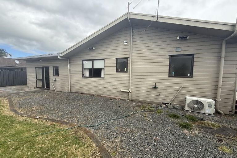 Photo of property in 51 Brylee Drive, Conifer Grove, Takanini, 2112