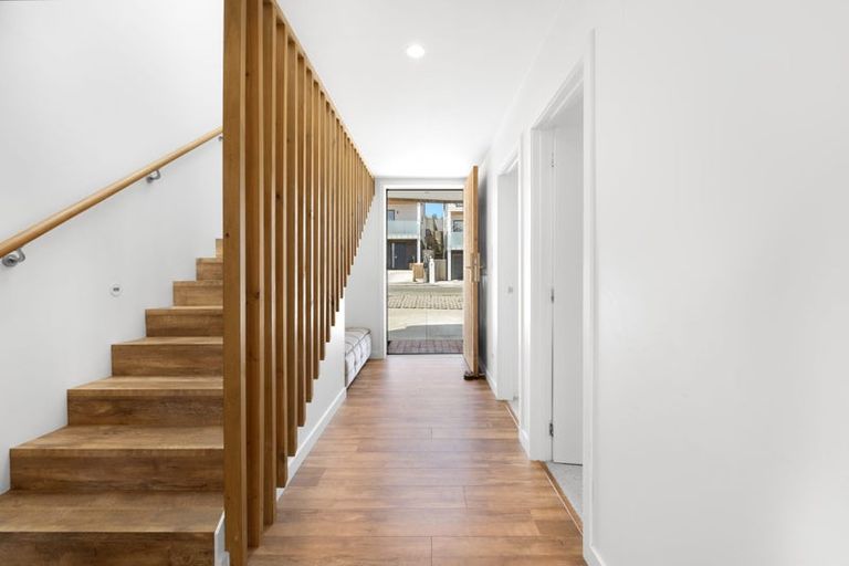 Photo of property in 5 Ringi Lane, Orewa, 0931