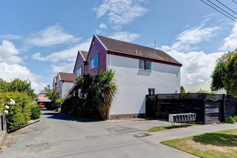 Photo of property in 6/17 Geraldine Street, Edgeware, Christchurch, 8013