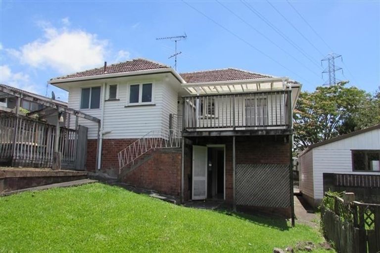 Photo of property in 63 Tiroroa Avenue, Te Atatu South, Auckland, 0610