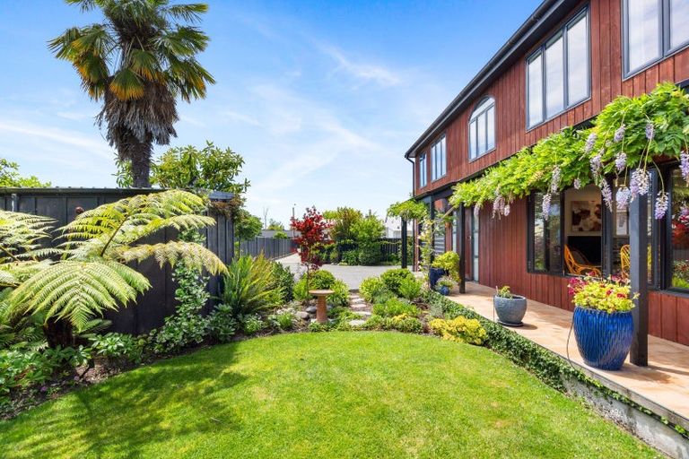 Photo of property in 16a Everest Avenue, Havelock North, 4130