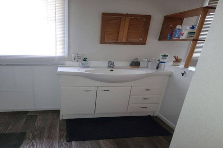 Photo of property in 20 Opoia Road, Hamilton East, Hamilton, 3216