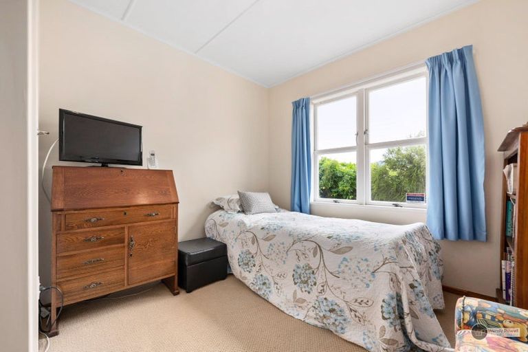Photo of property in 6 Puriri Street, Wainuiomata, Lower Hutt, 5014