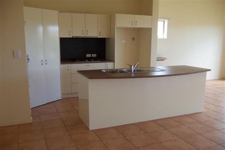 Photo of property in 17 Trimaran Drive, Gulf Harbour, Whangaparaoa, 0930