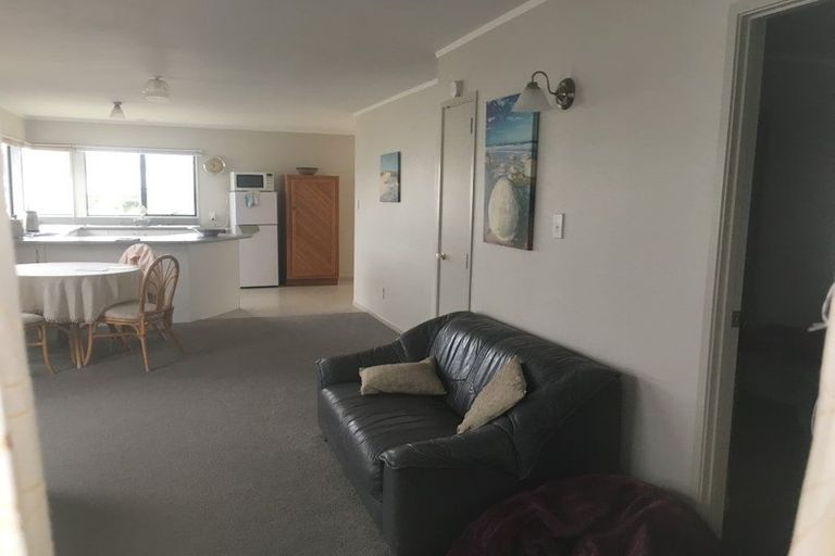 Photo of property in 37 Grove Avenue, Mount Maunganui, 3116