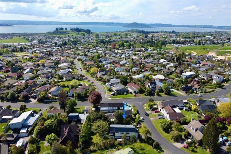 Photo of property in 5 Bradley Place, Lynmore, Rotorua, 3010