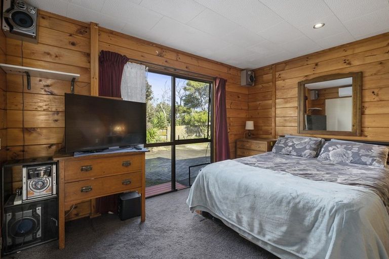 Photo of property in 134 John F Kennedy Drive, Milson, Palmerston North, 4414