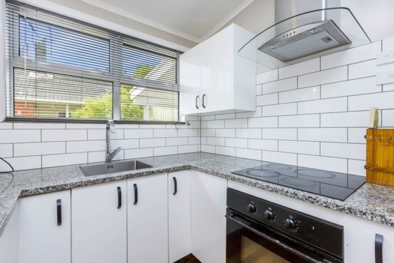 Photo of property in 1/71 Hikurangi Street, Trentham, Upper Hutt, 5018