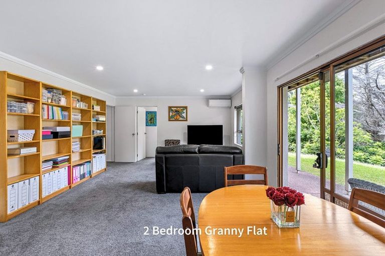 Photo of property in 166 Stapleford Crescent, Browns Bay, Auckland, 0630