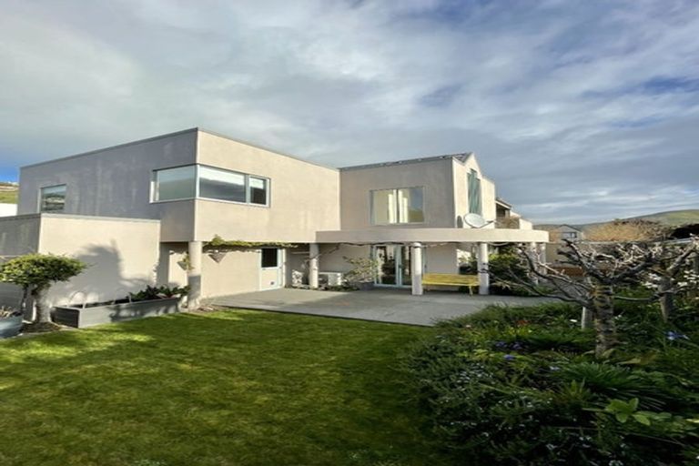 Photo of property in 1/110 Nayland Street, Sumner, Christchurch, 8081