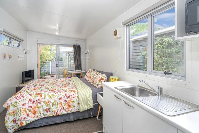 Photo of property in 8 Simpson Place, Whitianga, 3510