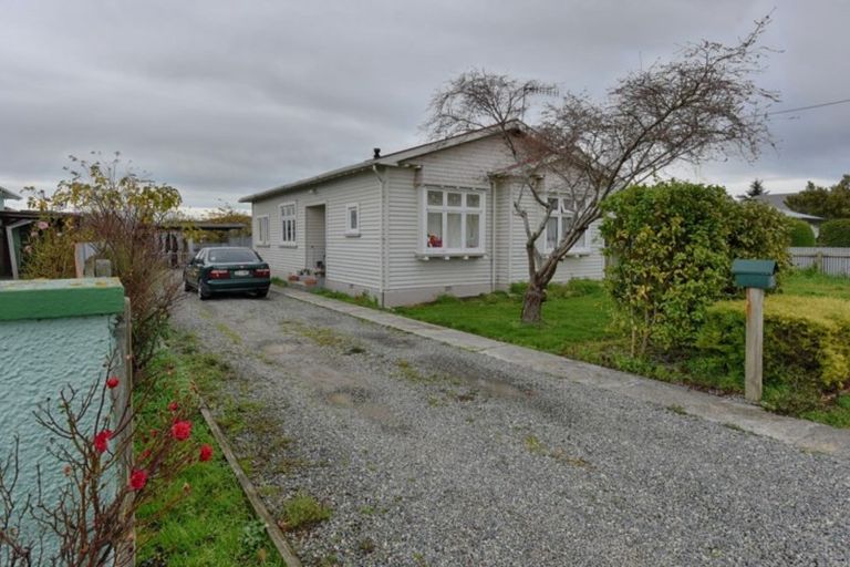 Photo of property in 6 Irving Street, Gore, 9710