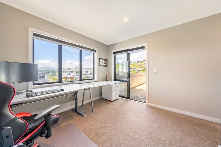 Photo of property in 51 Endeavour Drive, Whitby, Porirua, 5024