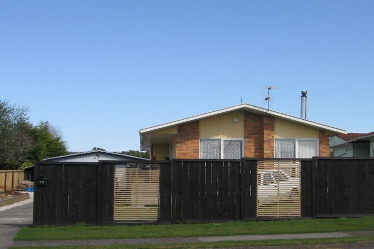 Photo of property in 19 Gem Street, Pukehangi, Rotorua, 3015