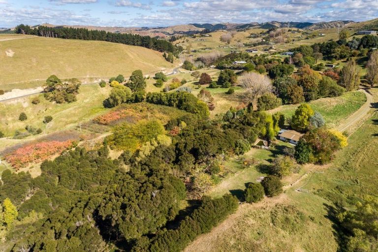 Photo of property in 136 Seafield Road, Eskdale, Napier, 4182