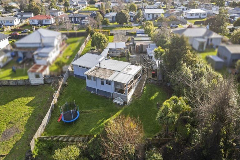 Photo of property in 14 Ngareta Street, Marton, 4710