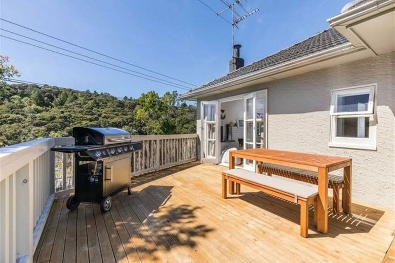 Photo of property in 1/65 Eskdale Road, Birkdale, Auckland, 0626