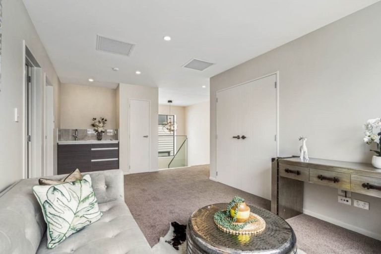Photo of property in 31 Ballyholey Drive, Flat Bush, Auckland, 2019