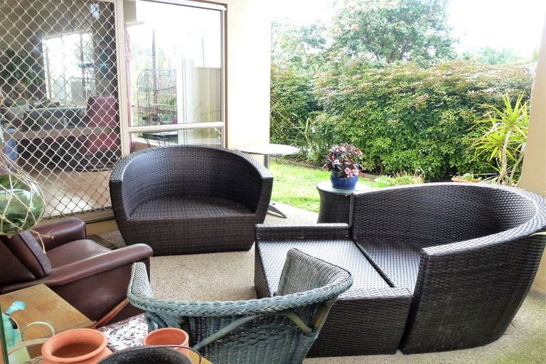 Photo of property in 17 Trimaran Drive, Gulf Harbour, Whangaparaoa, 0930