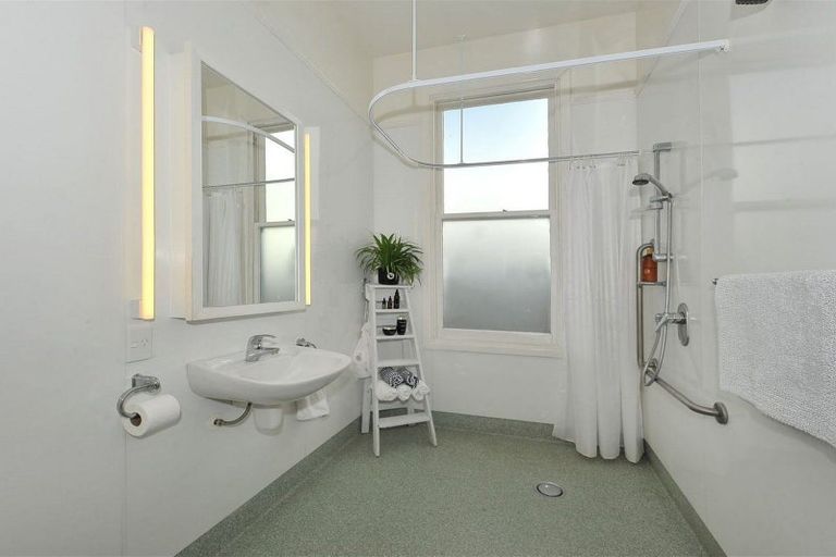 Photo of property in 14 Brittan Terrace, Lyttelton, 8082