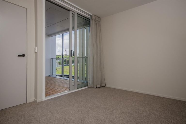 Photo of property in 202/7 Kaipiho Lane, Albany, Auckland, 0632