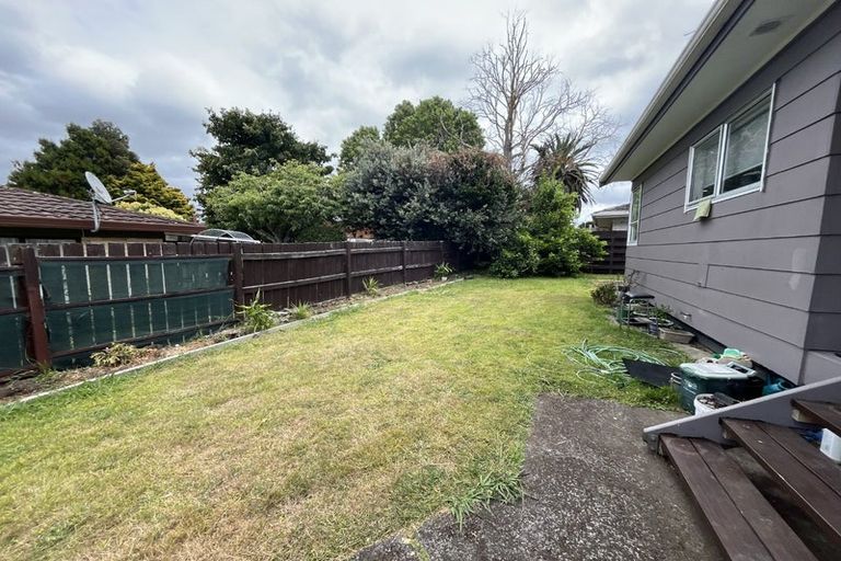 Photo of property in 2/41 Great South Road, Papakura, 2110