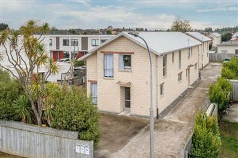 Photo of property in 8 Rex Street, Riccarton, Christchurch, 8041