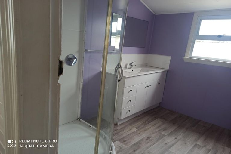 Photo of property in 15 May Street, Waiwera South, Clinton, 9584