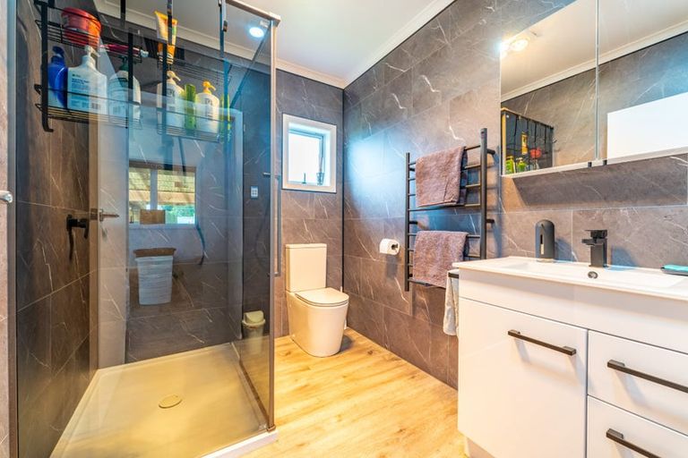 Photo of property in 8 Arowhenua Station Road, Kerrytown, Timaru, 7973