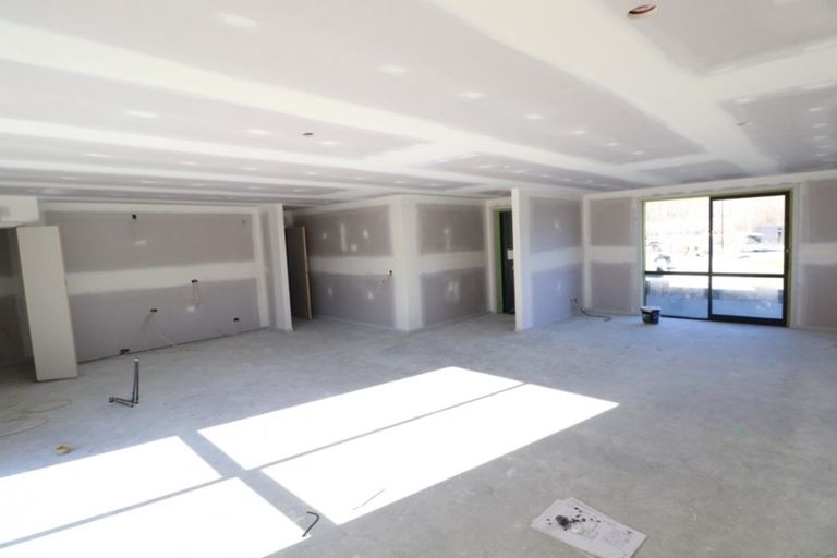 Photo of property in 8 Walton Way, Flaxmere, Hastings, 4120