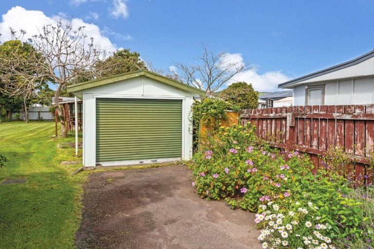 Photo of property in 307 Hetherington Road, Whangamata, 3620