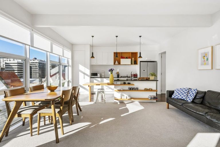 Photo of property in 321a The Terrace, Te Aro, Wellington, 6011