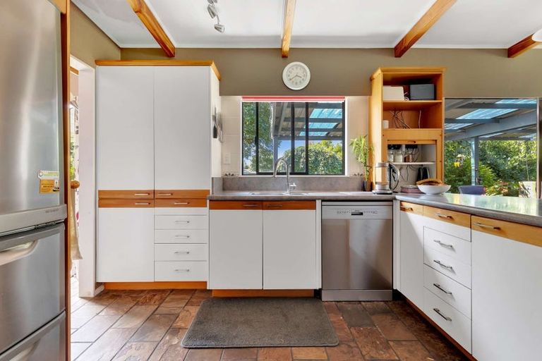 Photo of property in 16 Shepherd Road, Kawerau, 3127