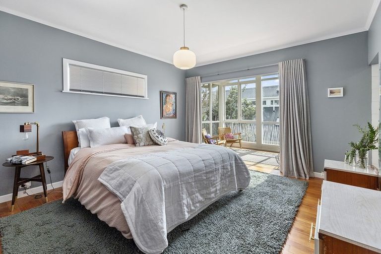 Photo of property in 30 Mantell Street, Seatoun, Wellington, 6022