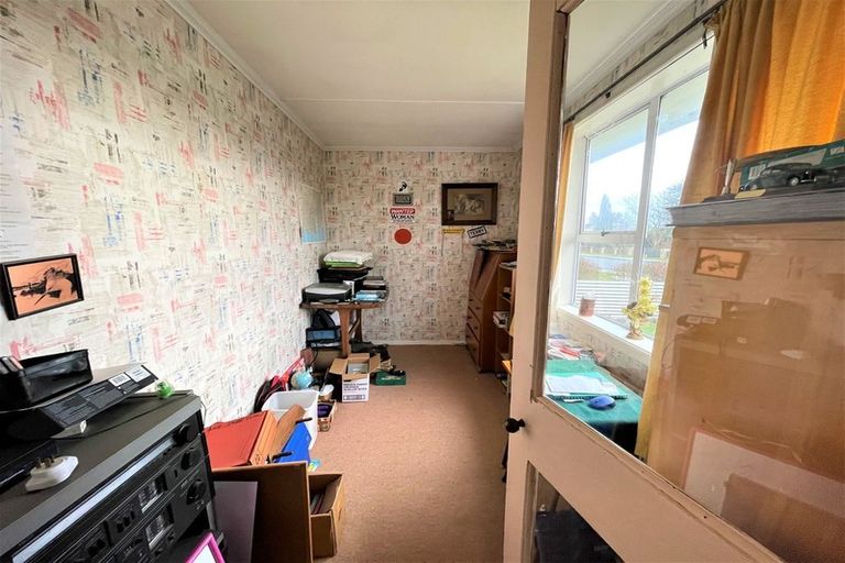 Photo of property in 7 Burns Street, Owaka, 9535