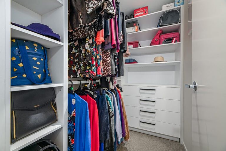 Photo of property in 16a Pine Avenue, Henderson, Auckland, 0612