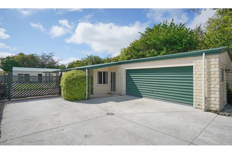 Photo of property in 6 Treffers Avenue, Rangiora, 7400