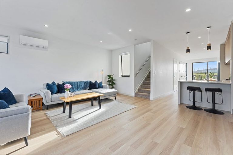 Photo of property in 58 Tahetoka Street, Westgate, Auckland, 0814