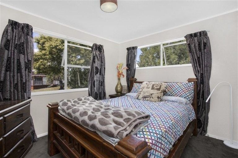 Photo of property in 14 Astor Place, Manurewa, Auckland, 2102