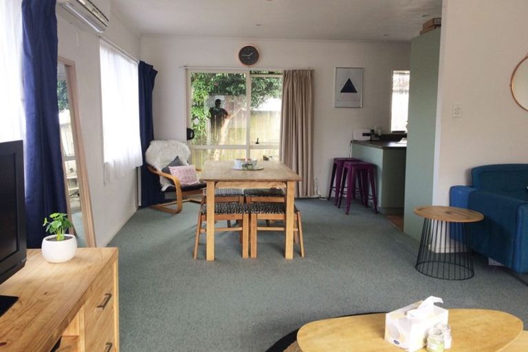 Photo of property in 1/8 Glenburn Place, Papakura, 2110