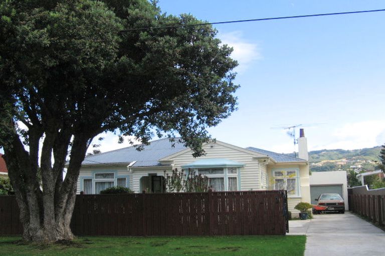 Photo of property in 12 Hart Avenue, Boulcott, Lower Hutt, 5011