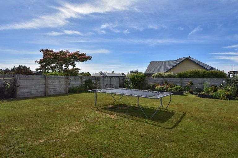 Photo of property in 18 Carrington Drive, Carterton, 5713