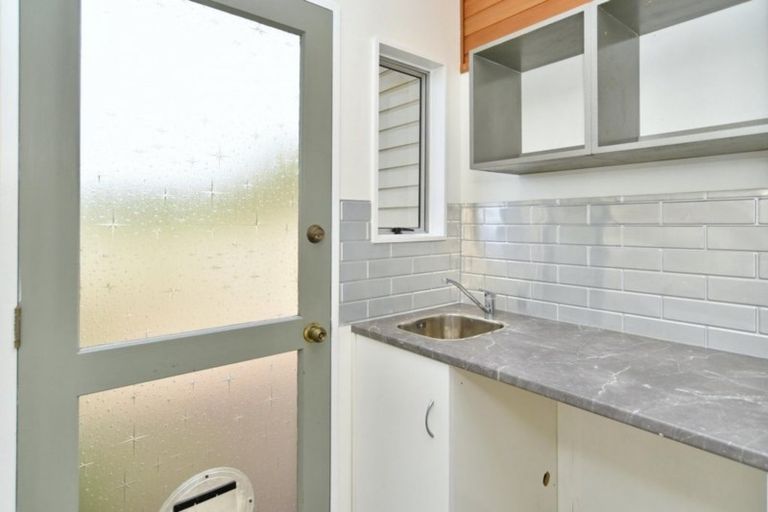 Photo of property in 79 Solomon Avenue, Redwood, Christchurch, 8051