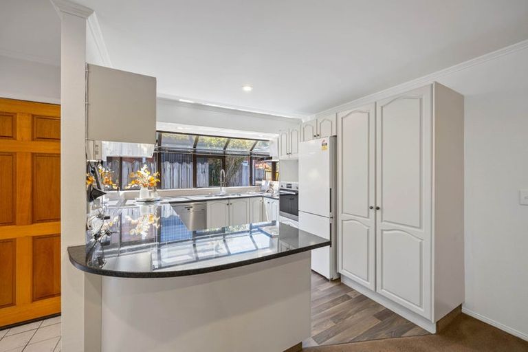 Photo of property in 2/28 Britannia Place, Half Moon Bay, Auckland, 2012