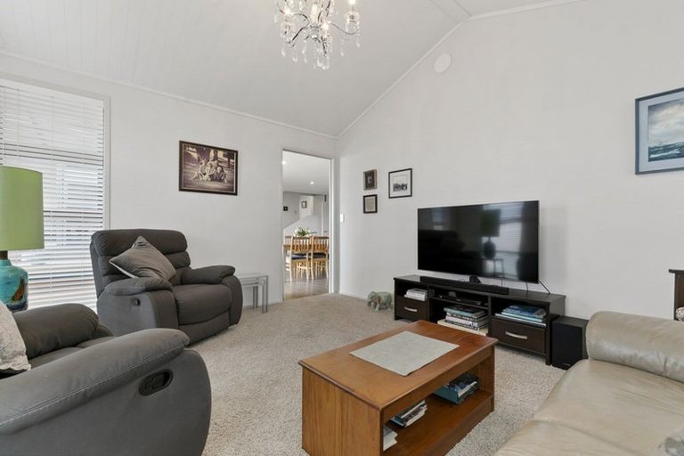 Photo of property in 5 Pumice Glade, Pyes Pa, Tauranga, 3112